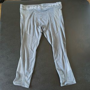 Grey XL Under Armour Compression Mid Calf Pants
